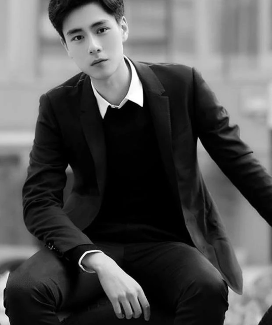 avatar theeraphat jitmongkol