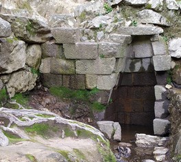 L&#39;origine della fonte nuragica  di Su Notante